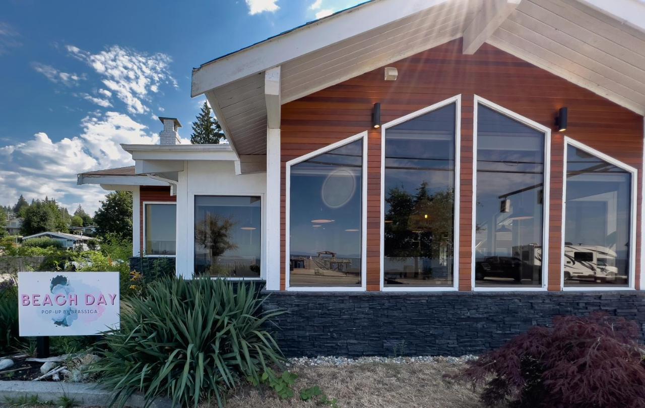 The Oceanside, A Coast Hotel Sechelt Ngoại thất bức ảnh