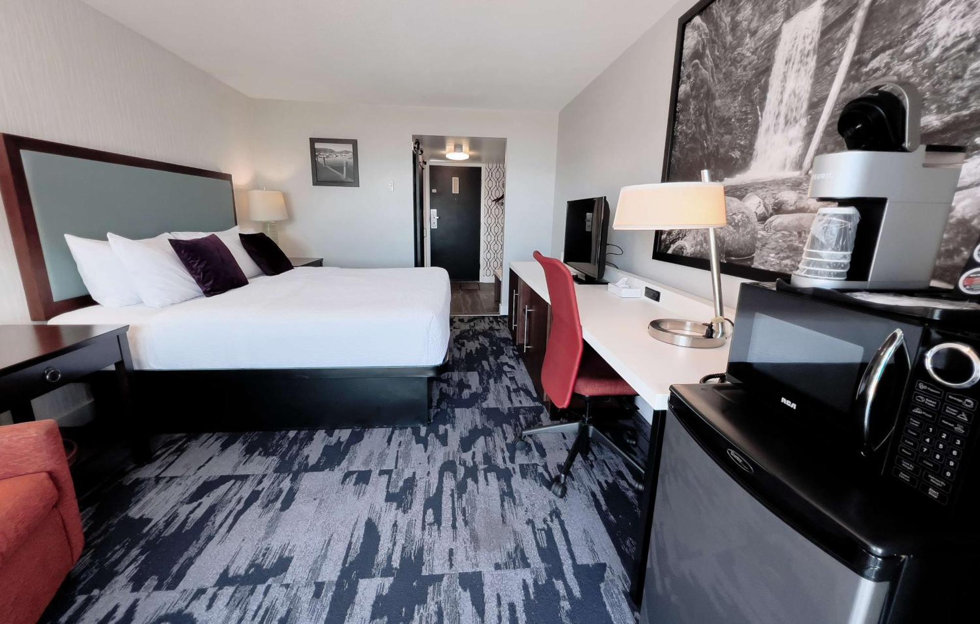 The Oceanside, A Coast Hotel Sechelt Ngoại thất bức ảnh
