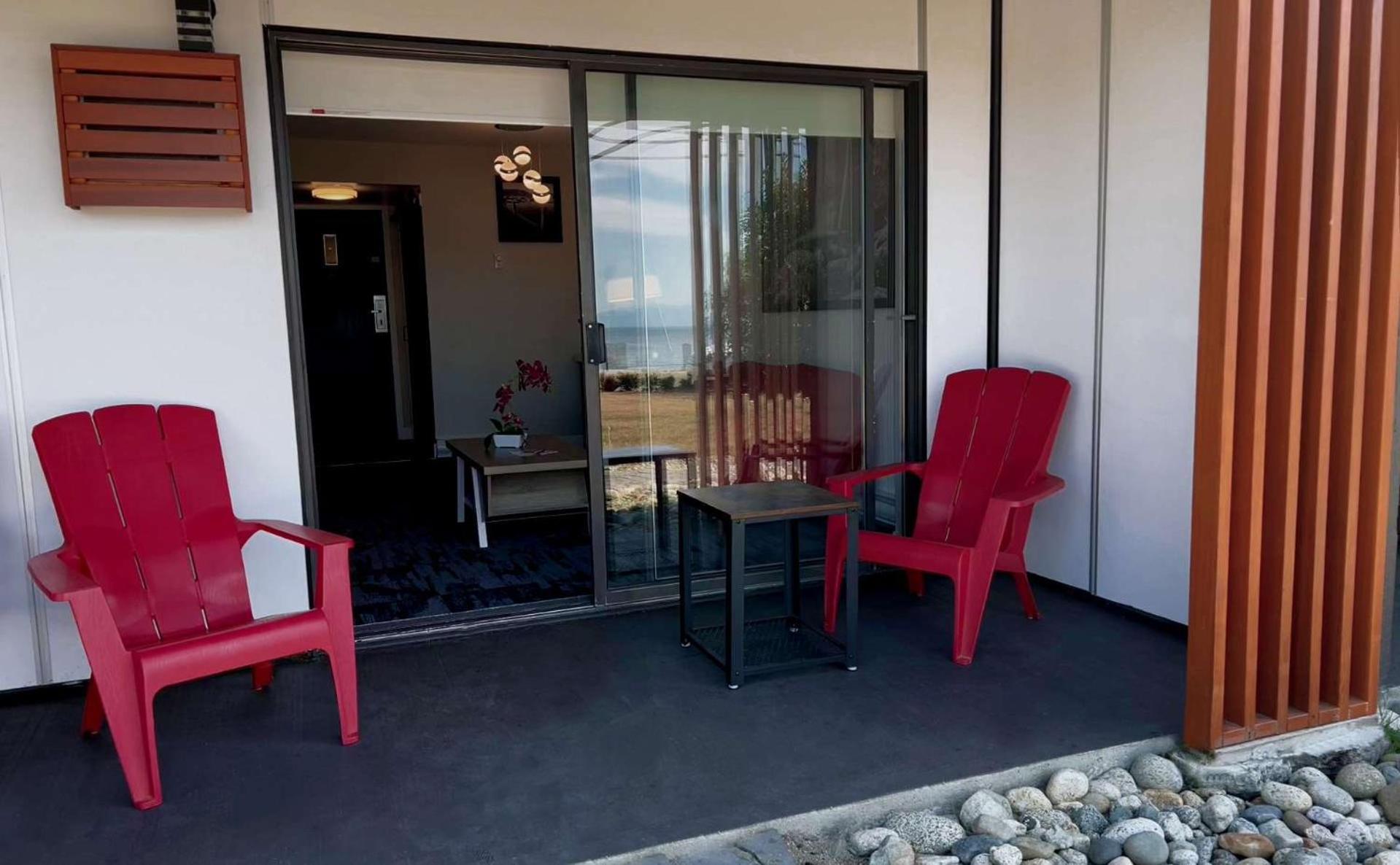 The Oceanside, A Coast Hotel Sechelt Ngoại thất bức ảnh