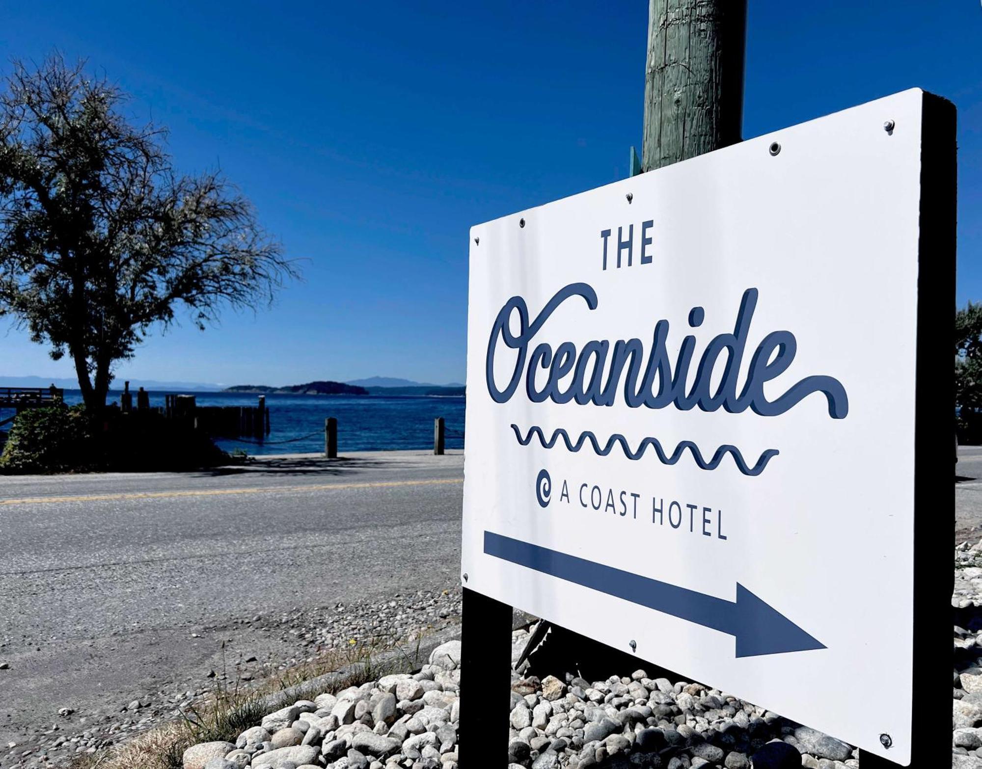 The Oceanside, A Coast Hotel Sechelt Ngoại thất bức ảnh