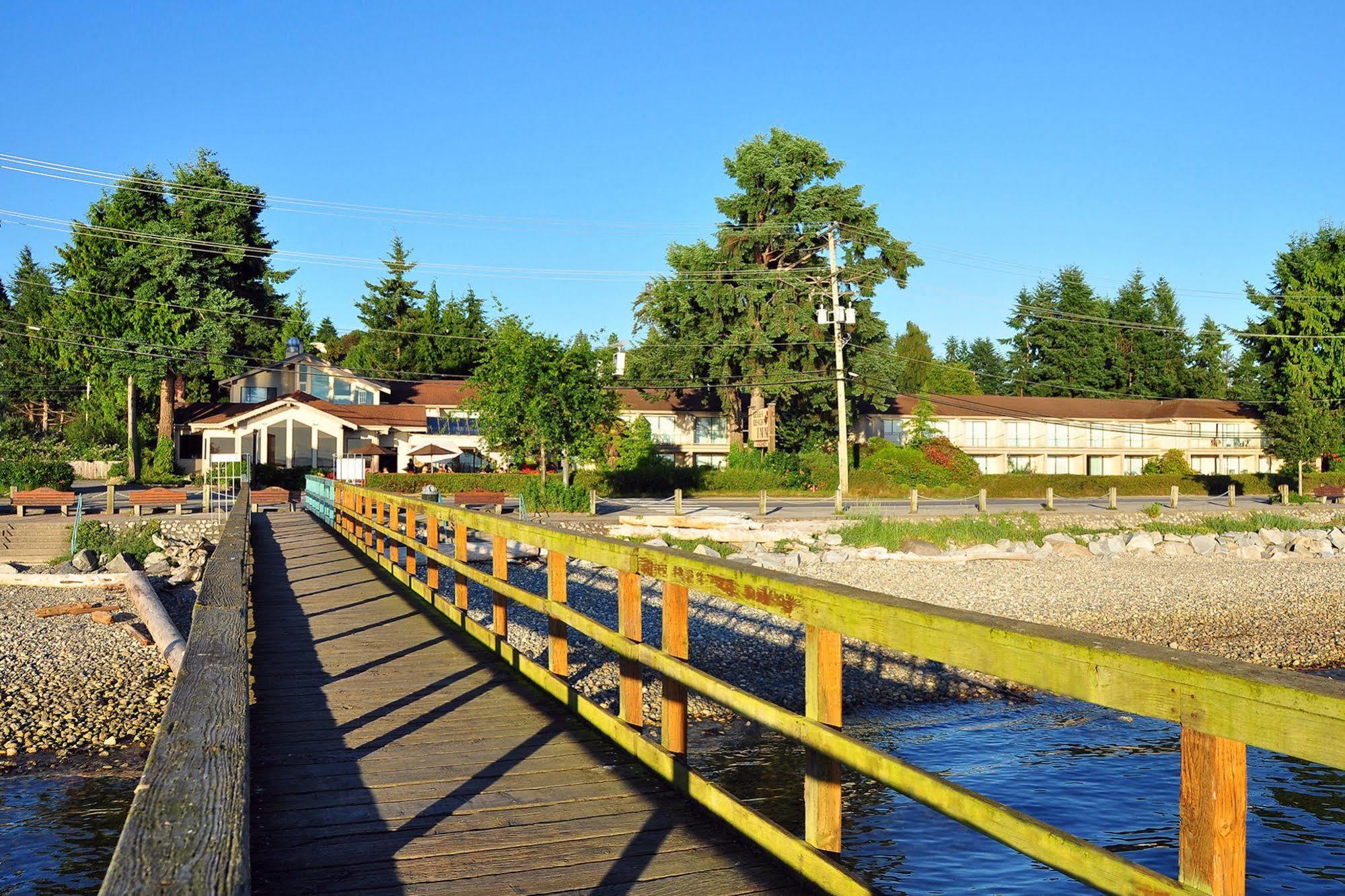 The Oceanside, A Coast Hotel Sechelt Ngoại thất bức ảnh